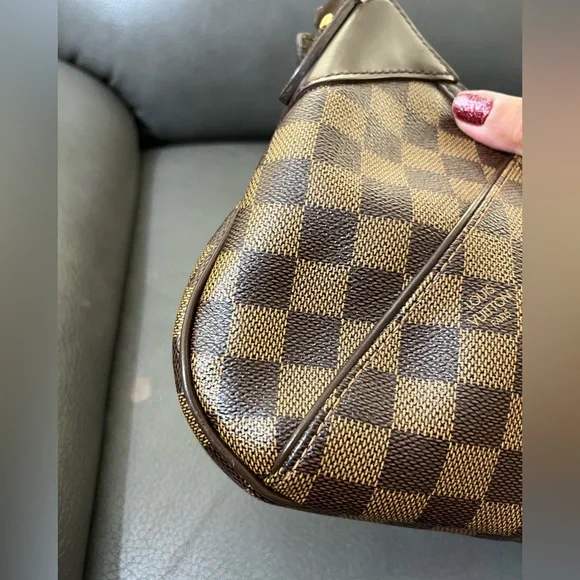 ‼️sold‼️Louis Vuitton Thames PM - Picture 11 of 16